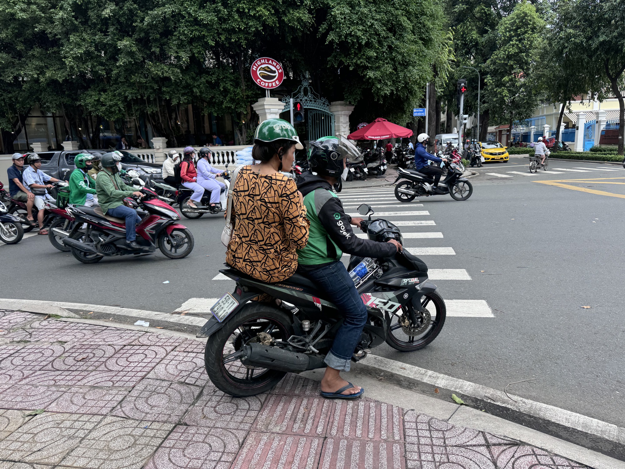 Giới tài xế nói gì về việc Gojek tuyên bố rút khỏi Việt Nam? - Ảnh 2