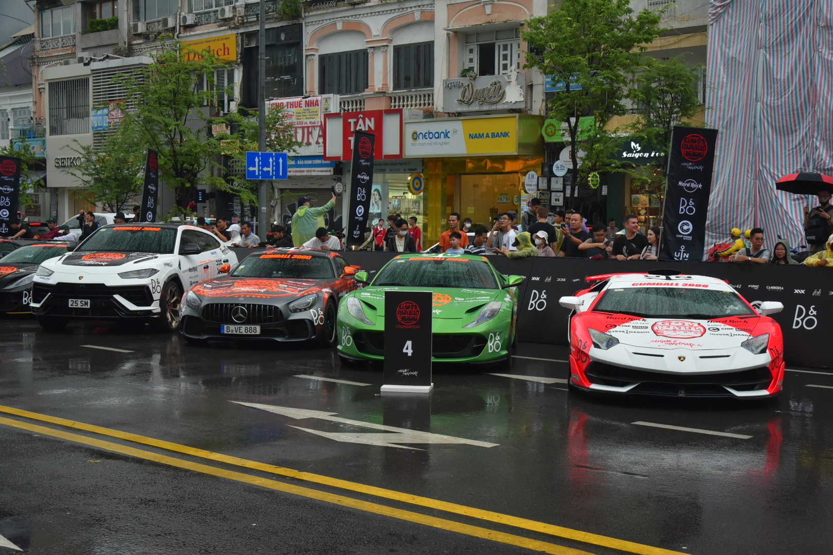 Cận cảnh dàn xe tham gia Gumball 3000: Đủ siêu xe đến siêu SUV, có cả bản giới hạn, bán tải và 2 xe VinFast - Ảnh 10