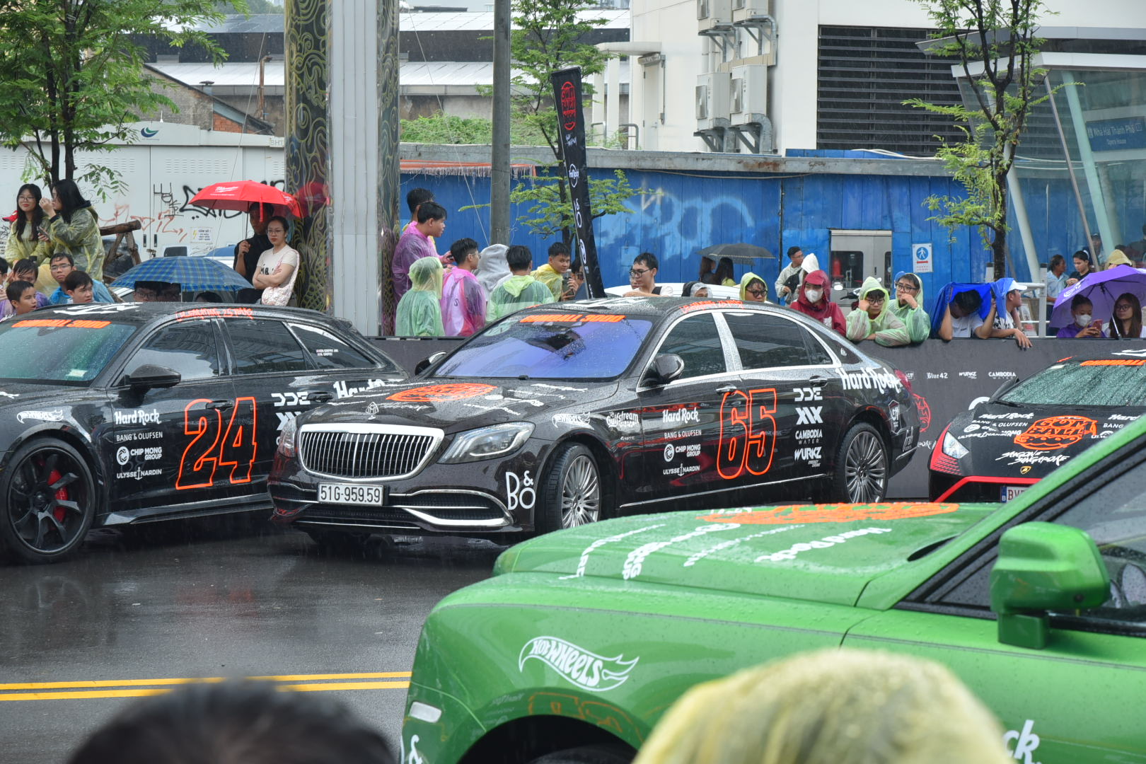 Cận cảnh dàn xe tham gia Gumball 3000: Đủ siêu xe đến siêu SUV, có cả bản giới hạn, bán tải và 2 xe VinFast - Ảnh 24