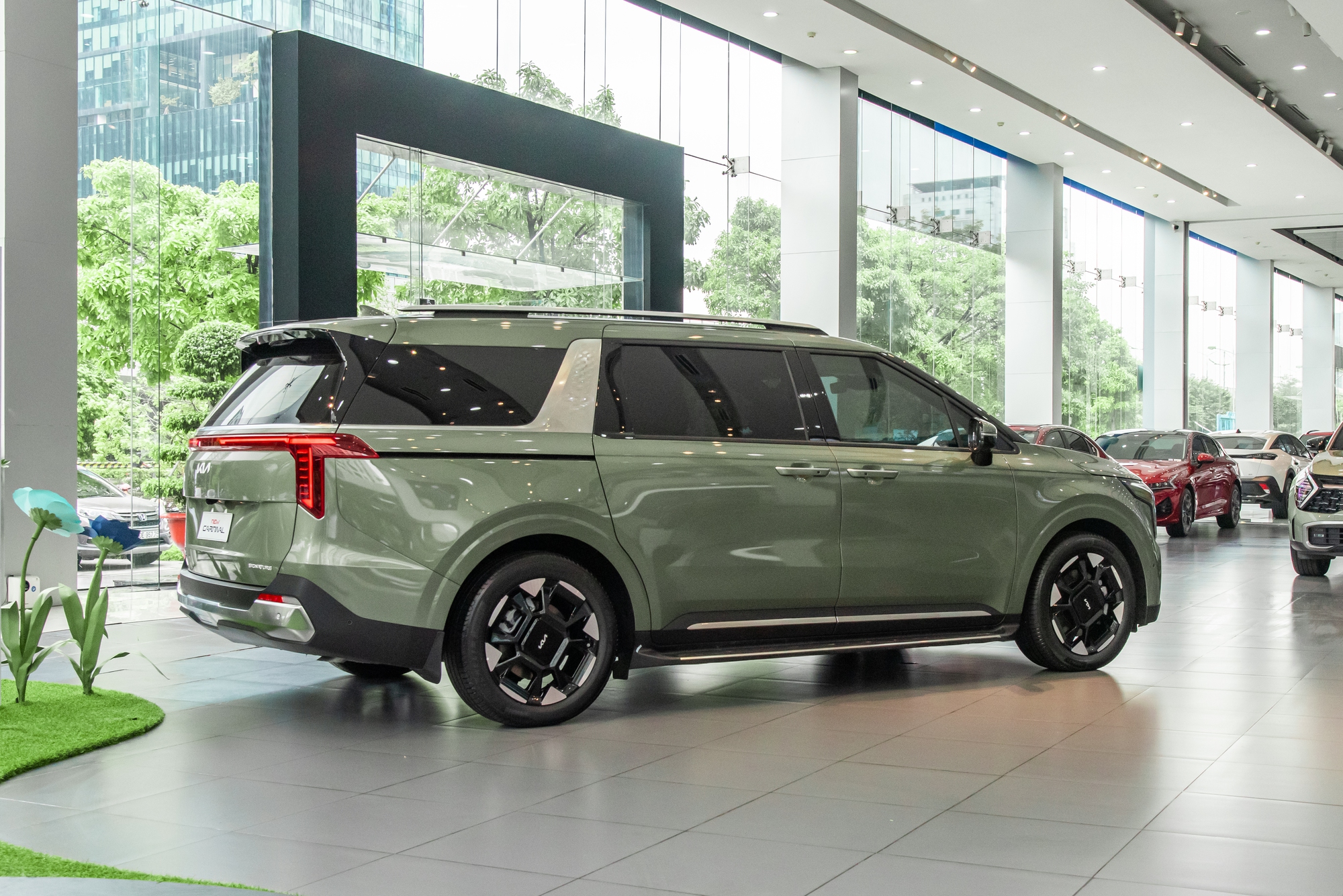 Chi tiết Kia Carnival 2024 bản cao nhất: Bản nâng cấp với nhiều điểm mới, kỳ vọng tiếp tục dẫn đầu - Ảnh 22