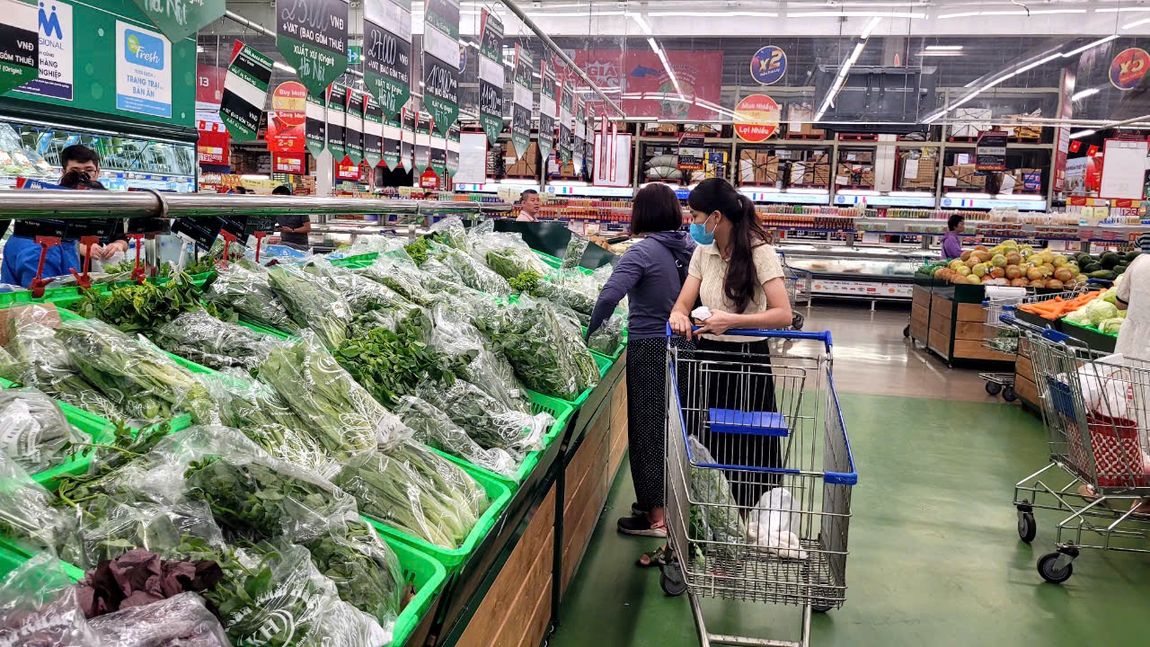 Giám sát chặt giá hàng hóa, xử lý cá nhân lợi dụng thiên tai thu lời bất chính - Ảnh 1