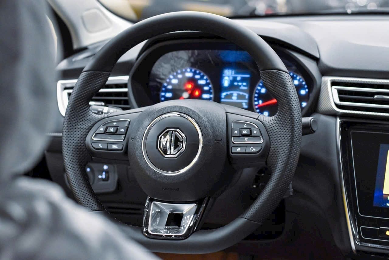 MG5 giảm giá kỷ lục còn 315 triệu tại đại lý: Rẻ hơn cả i10 bản ‘base’, chỉ còn 1 bản, hợp dân chạy dịch vụ - Ảnh 9