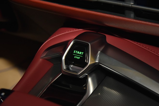 MG7 mới ra mắt đã giảm giá ở đại lý: Còn từ 688 triệu đồng, chung phân khúc Mazda6 nhưng rẻ ngang Mazda3 - Ảnh 12