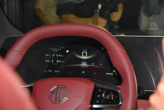 MG7 mới ra mắt đã giảm giá ở đại lý: Còn từ 688 triệu đồng, chung phân khúc Mazda6 nhưng rẻ ngang Mazda3 - Ảnh 10