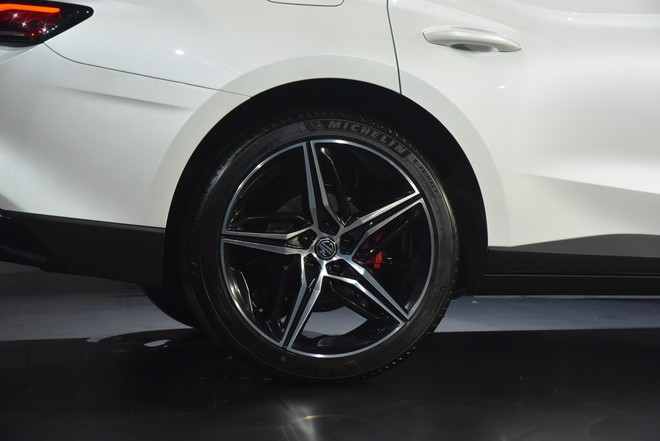MG7 mới ra mắt đã giảm giá ở đại lý: Còn từ 688 triệu đồng, chung phân khúc Mazda6 nhưng rẻ ngang Mazda3 - Ảnh 6