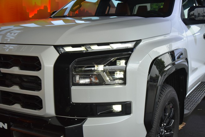 Mitsubishi Triton 2024 ra mắt Việt Nam: Giá từ 655 triệu, thêm động cơ bi-turbo, nhiều công nghệ mới đấu Ranger - Ảnh 4