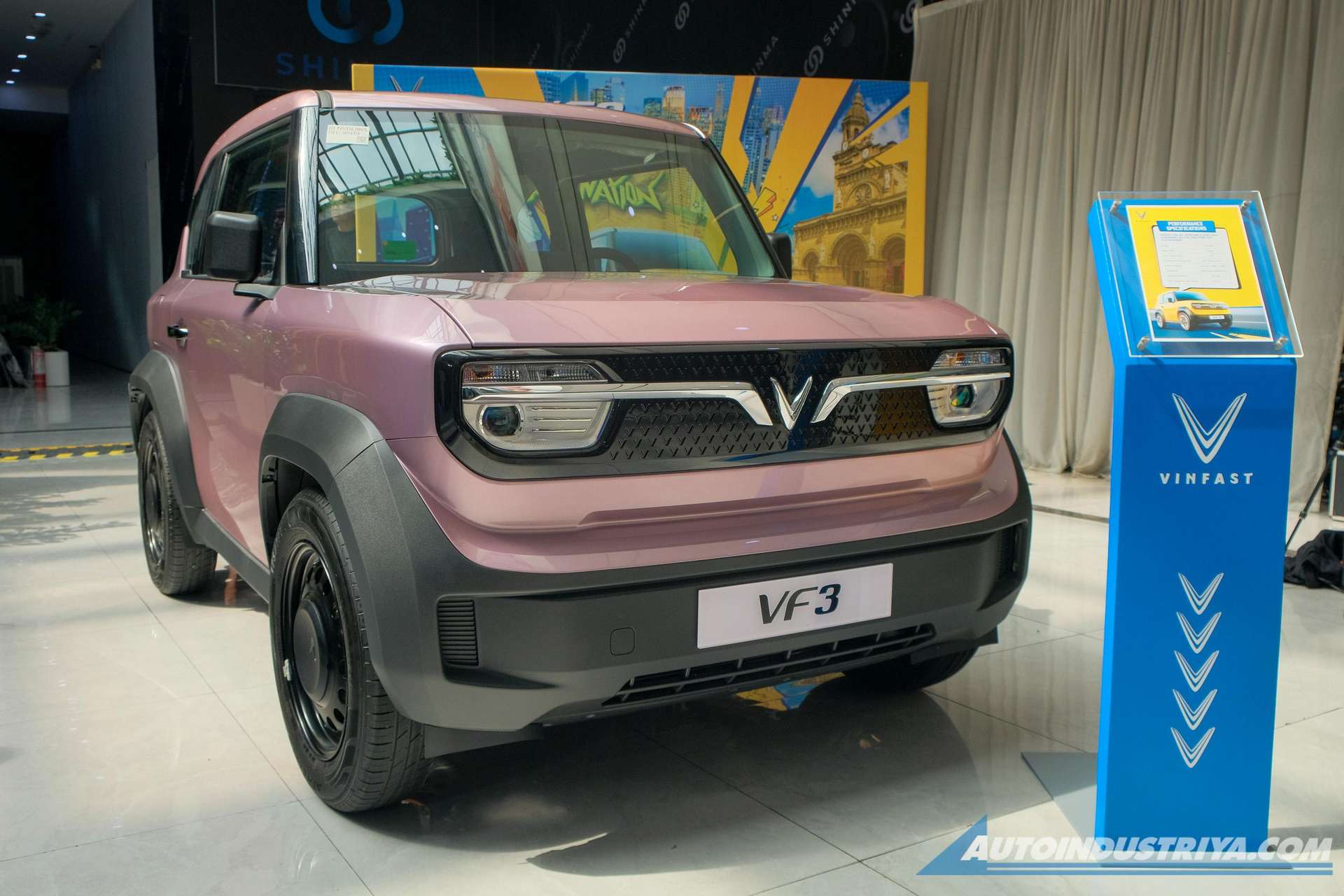 Xe điện mini của tỷ phú Phạm Nhật Vượng chính thức ra mắt tại Philippines, giá tương đương 266 triệu đồng - Ảnh 1