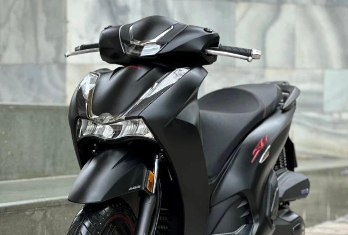 3 mẫu Honda SH đang giảm giá từ 7 - 8 triệu đồng mỗi chiếc - Ảnh 1