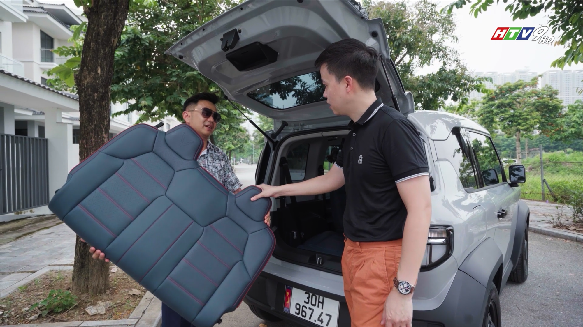 [Trên Ghế 11] Nhồi bộ golf, 4 vali, xe đạp gấp và nhiều người lớn vào VinFast VF 3 và kết quả… - Ảnh 5