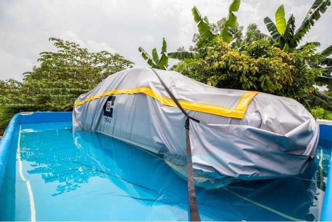 Sau những ngày giông bão, chiếc bạt có giá 5 triệu này hiện đang "cháy" hàng - Ảnh 1