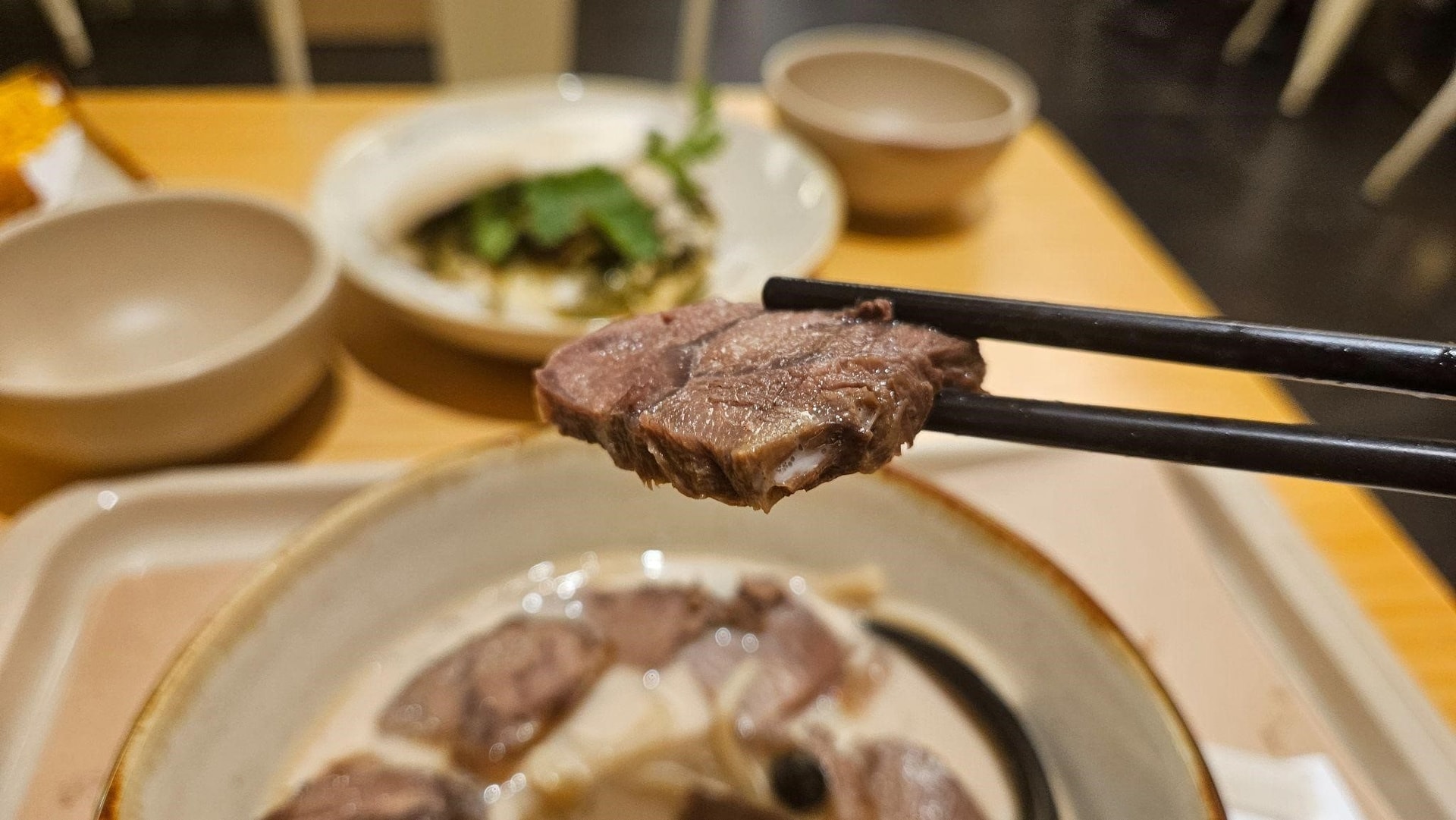 Thử ăn mỳ trà sữa trân châu Yu Tang 100k/bát đang xôn xao cõi mạng: có khó ăn như nhiều người phỏng đoán? - Ảnh 5