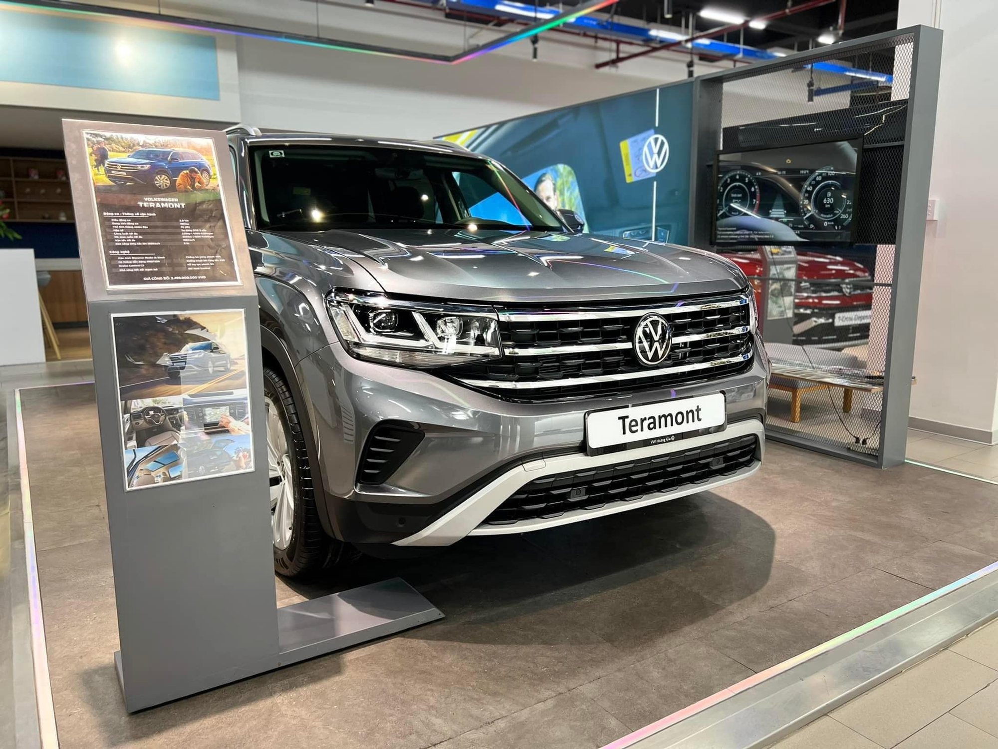 Volkswagen Teramont giảm tới hơn 500 triệu tại đại lý: Xuống dưới mốc 2 tỷ, 'mềm' hơn giá thực tế của Explorer - Ảnh 1