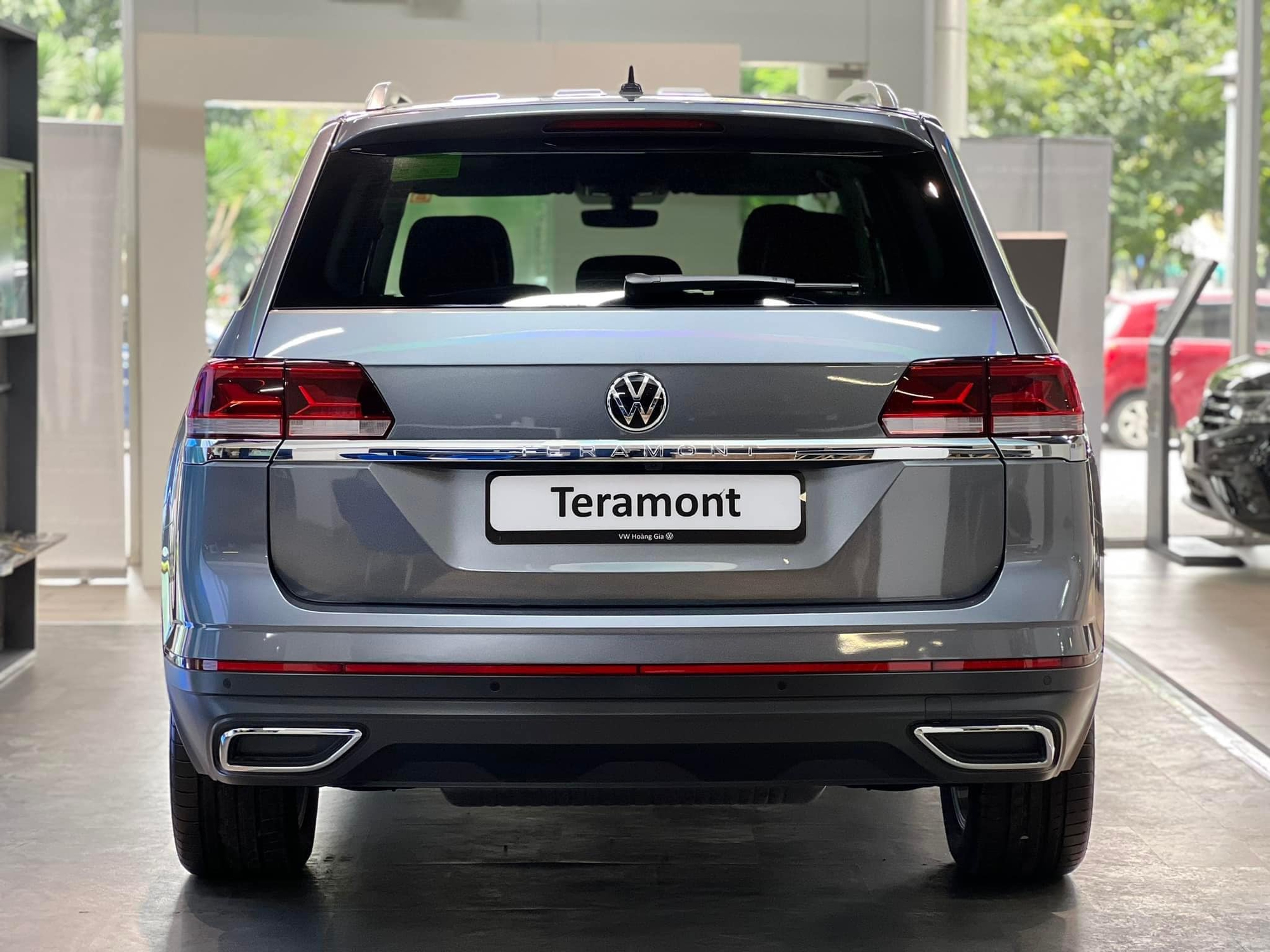 Volkswagen Teramont giảm tới hơn 500 triệu tại đại lý: Xuống dưới mốc 2 tỷ, 'mềm' hơn giá thực tế của Explorer - Ảnh 4