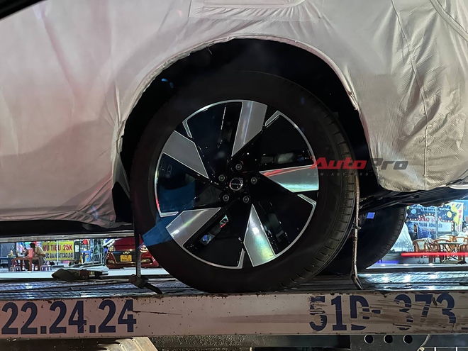 Volvo EC40 lộ diện tại Việt Nam: Giá đồn đoán 2 tỷ đồng, chạy điện hơn 480km/sạc, dễ ra mắt cuối năm nay - Ảnh 3