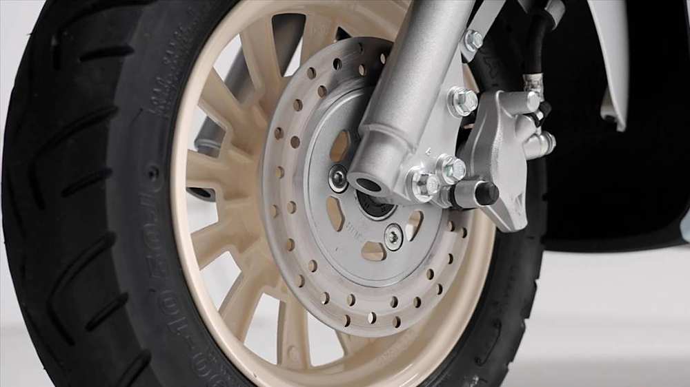 Xe ga mới phong cách châu Âu, trang bị ngang Honda Vision mà giá quy đổi rẻ hơn cả Wave Alpha - Ảnh 4