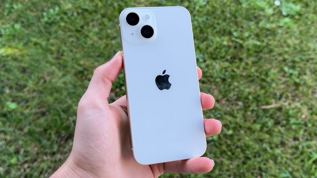 Tiếp tục chạm đáy, đây là mẫu iPhone chính hãng hàng VN/A có giá rẻ nhất hiện nay - Ảnh 3