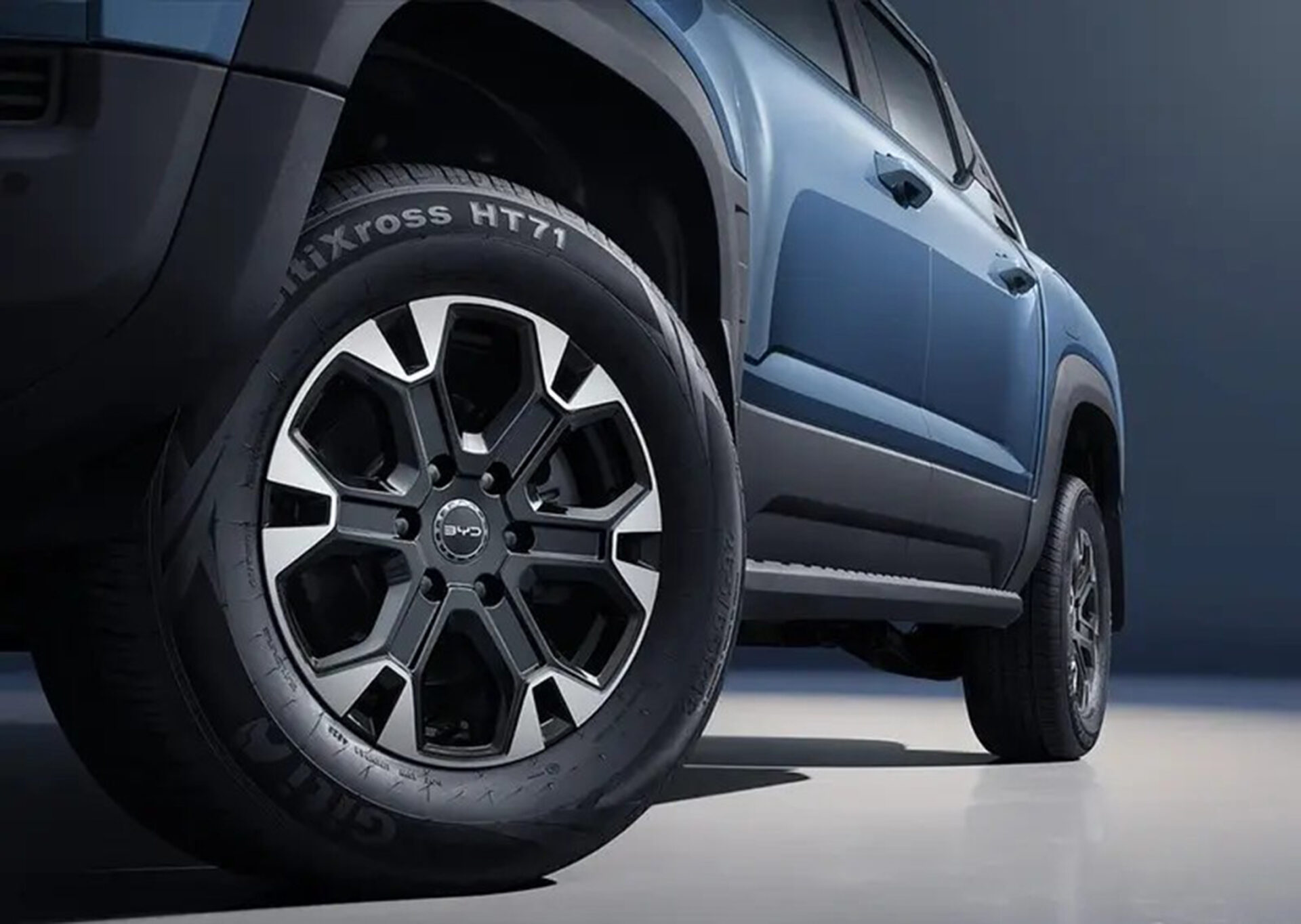 Hãng xe vừa vào VN ra mắt bán tải mới: Lớn hơn Toyota Hilux, 'ăn' 2L/100km, giá bán rẻ nhất phân khúc - Ảnh 6