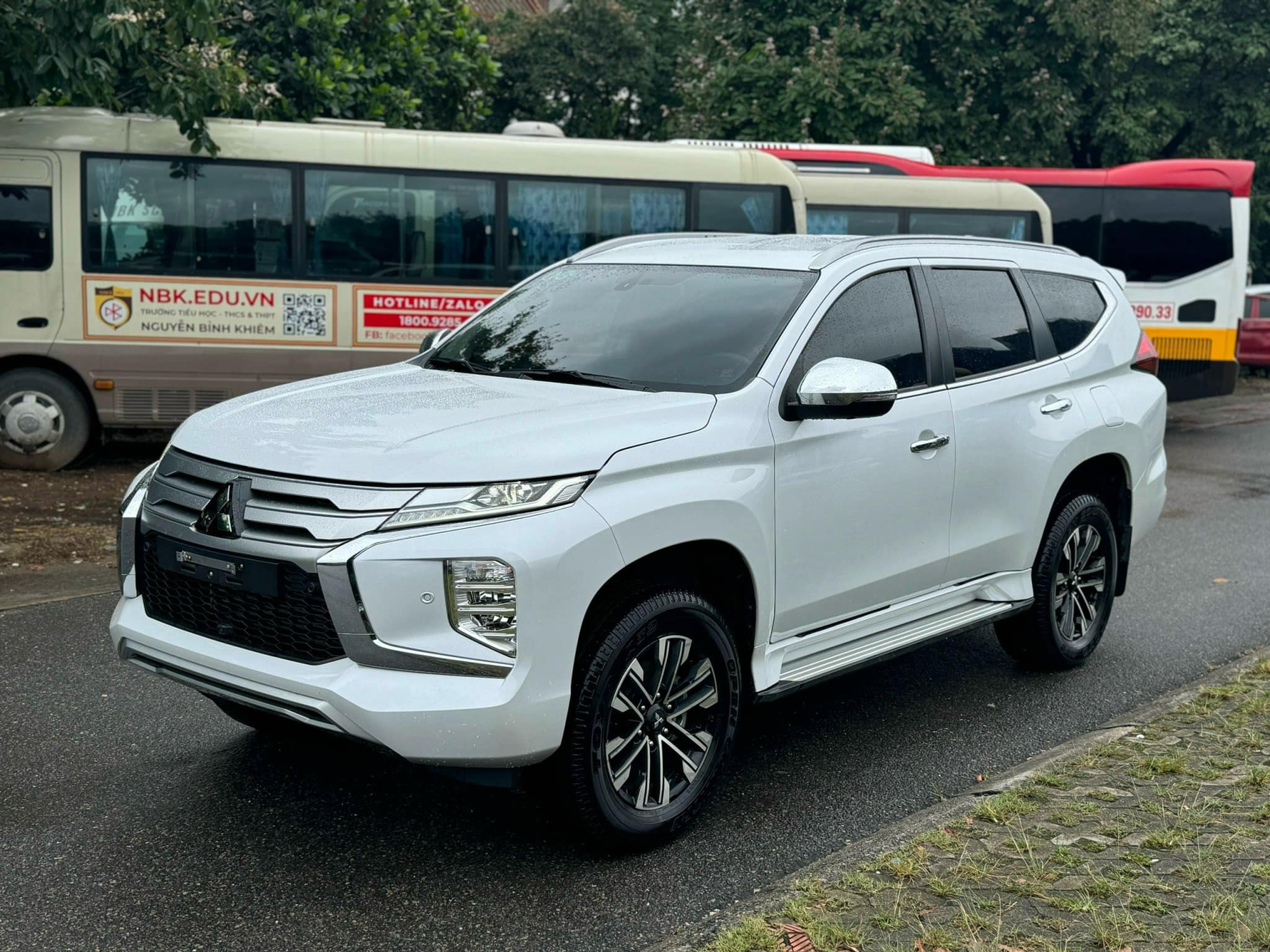 Sắp hết năm 2024 nhưng đại lý vẫn miệt mài xả kho Mitsubishi Pajero Sport 2023: Giảm sâu nhất 270 triệu đồng, giá khởi điểm ngang Hyundai Tucson - Ảnh 4