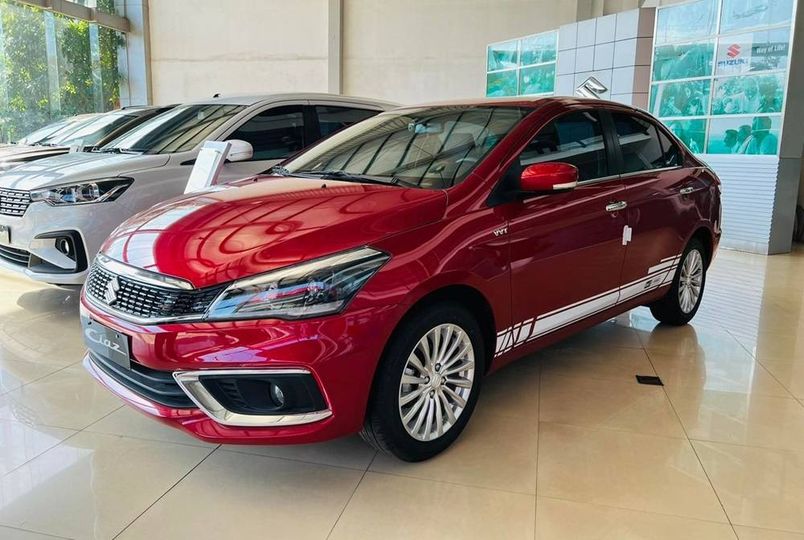 Suzuki Ciaz giảm hơn 100 triệu tại đại lý: Giá thực tế từ 430 triệu, rẻ ngang Vios số sàn nhưng người mua phải đánh đổi một thứ - Ảnh 2
