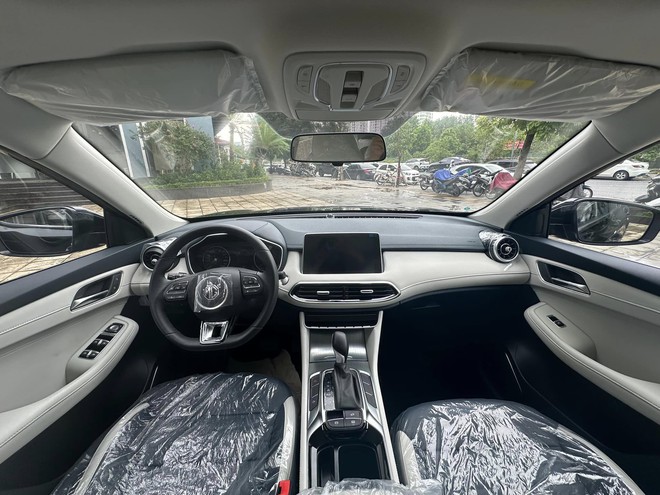 Đại lý tiếp tục xả kho MG HS 2023: Giá khởi điểm 530 triệu, rẻ ngang SUV hạng A dù xe cạnh tranh với CX-5 - Ảnh 8