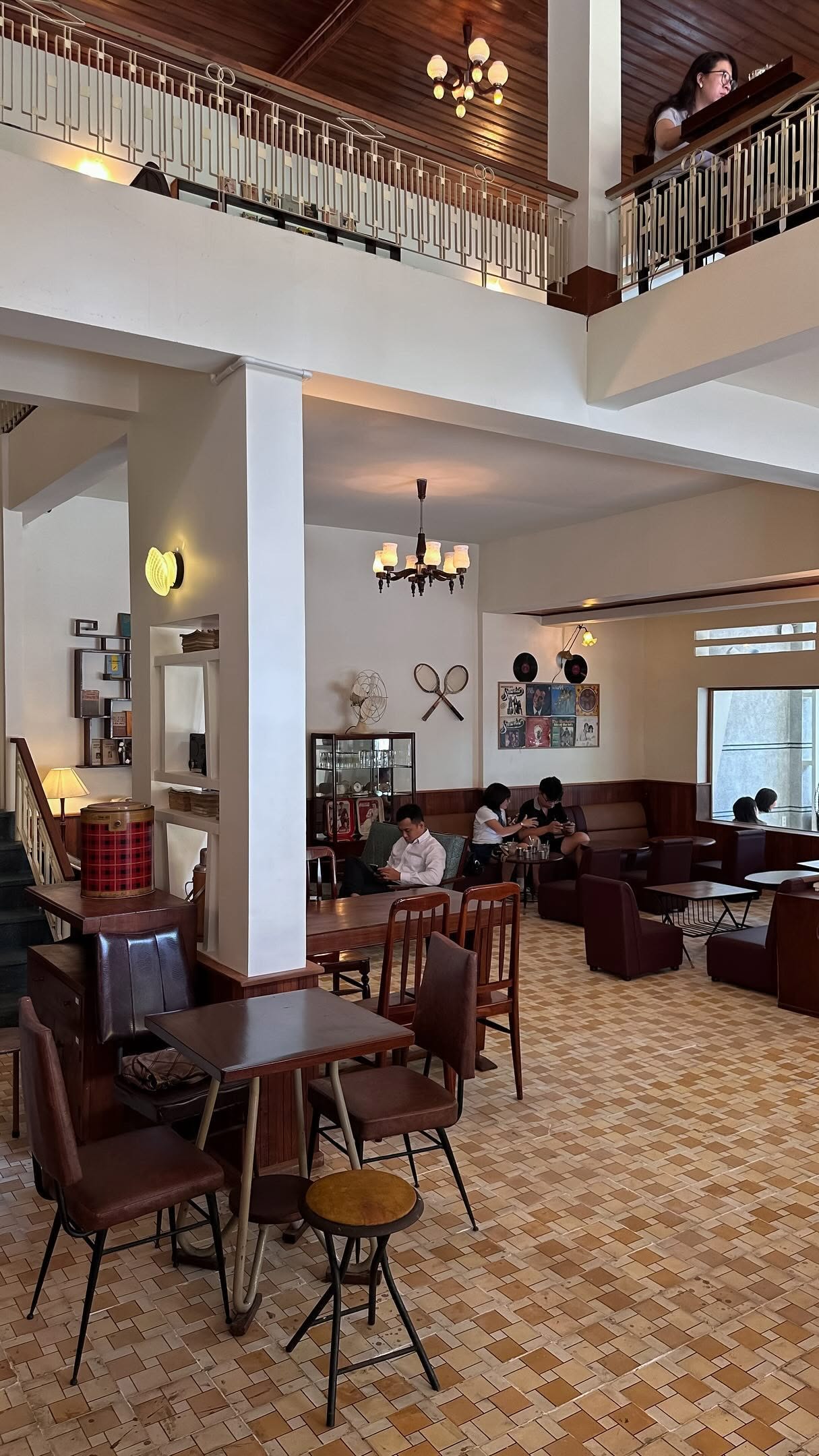 Chuỗi cà phê nổi tiếng nhưng nhiều tranh cãi tại TPHCM tiếp tục mở thêm chi nhánh mới, chất lượng có đáng kỳ vọng? - Ảnh 8