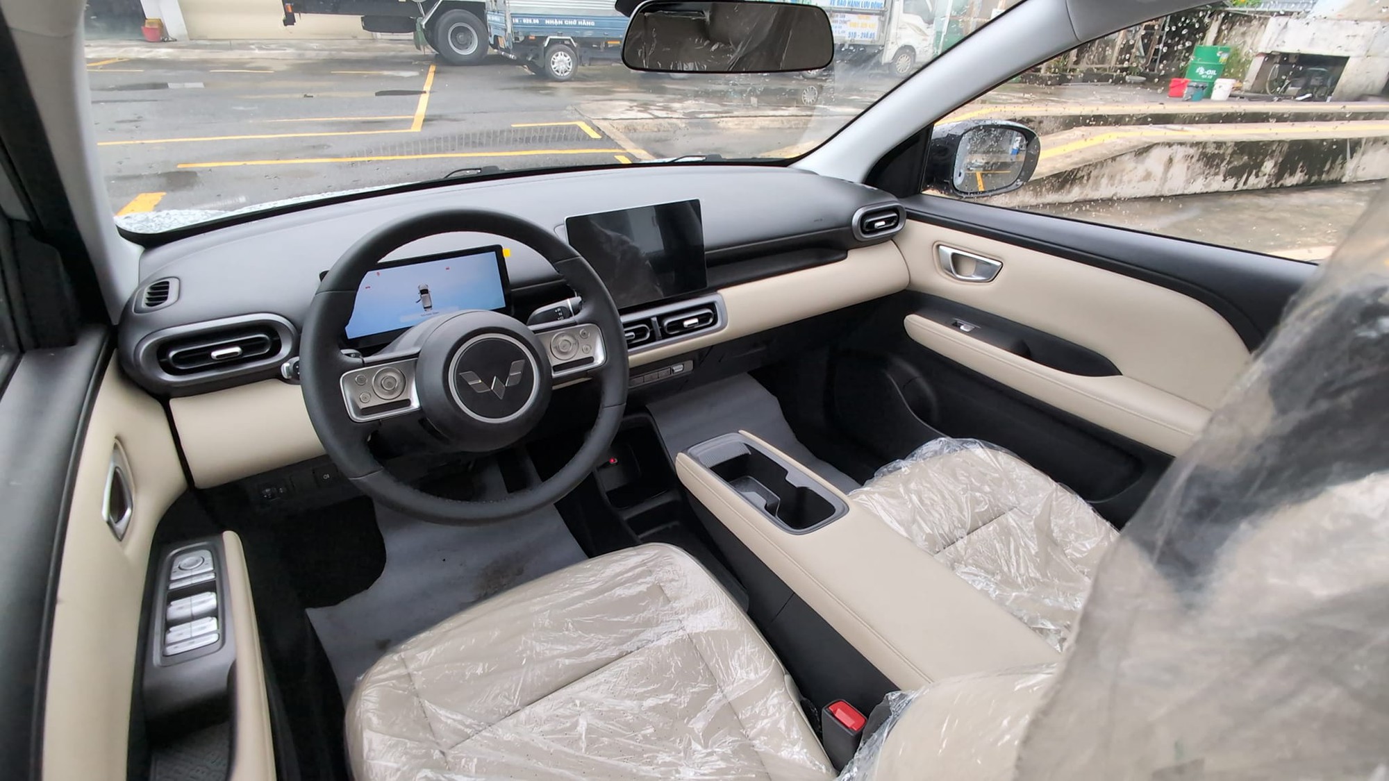 Lộ ảnh Wuling Bingo đeo biển số Việt Nam: Lần đầu lộ bản SUV, ra mắt ngày 2/11, cạnh tranh phân khúc A - Ảnh 5