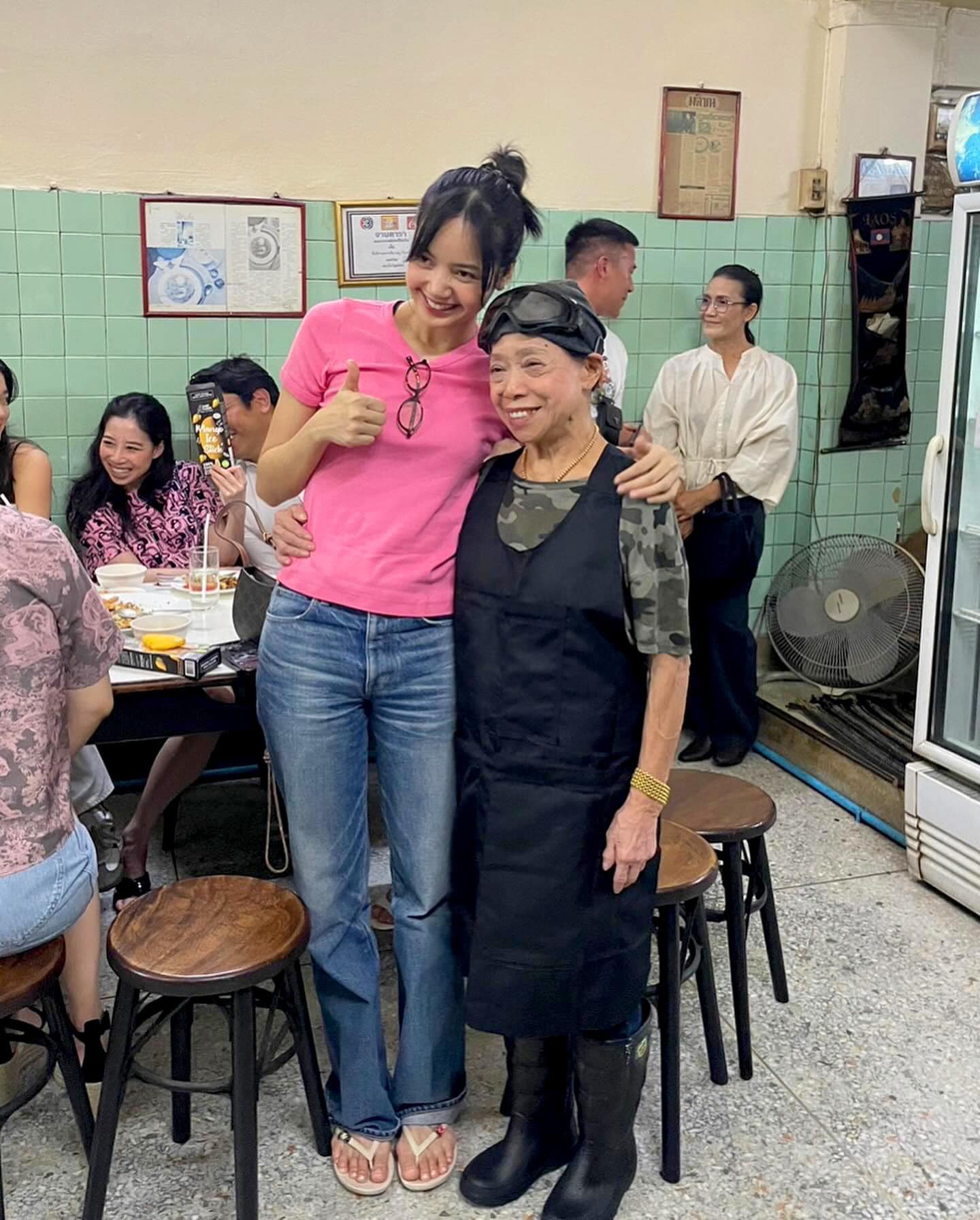 Huyền thoại trứng cuộn cua Raan Jay Fai nổi tiếng nhất Thái Lan sắp đóng cửa? - Ảnh 8