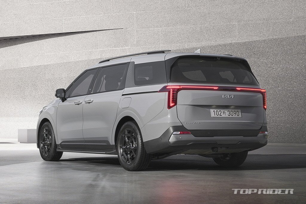 Kia Carnival 2025 ra mắt: Vô lăng có thể cảm nhận lực tay để đánh lái chuẩn hơn, cải tiến đáng kể công nghệ và an toàn - Ảnh 5