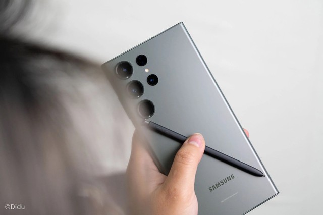 Giảm mạnh gần chục triệu đồng, đây là mẫu Galaxy S Ultra rẻ nhất Việt Nam trong tháng 10 - Ảnh 3