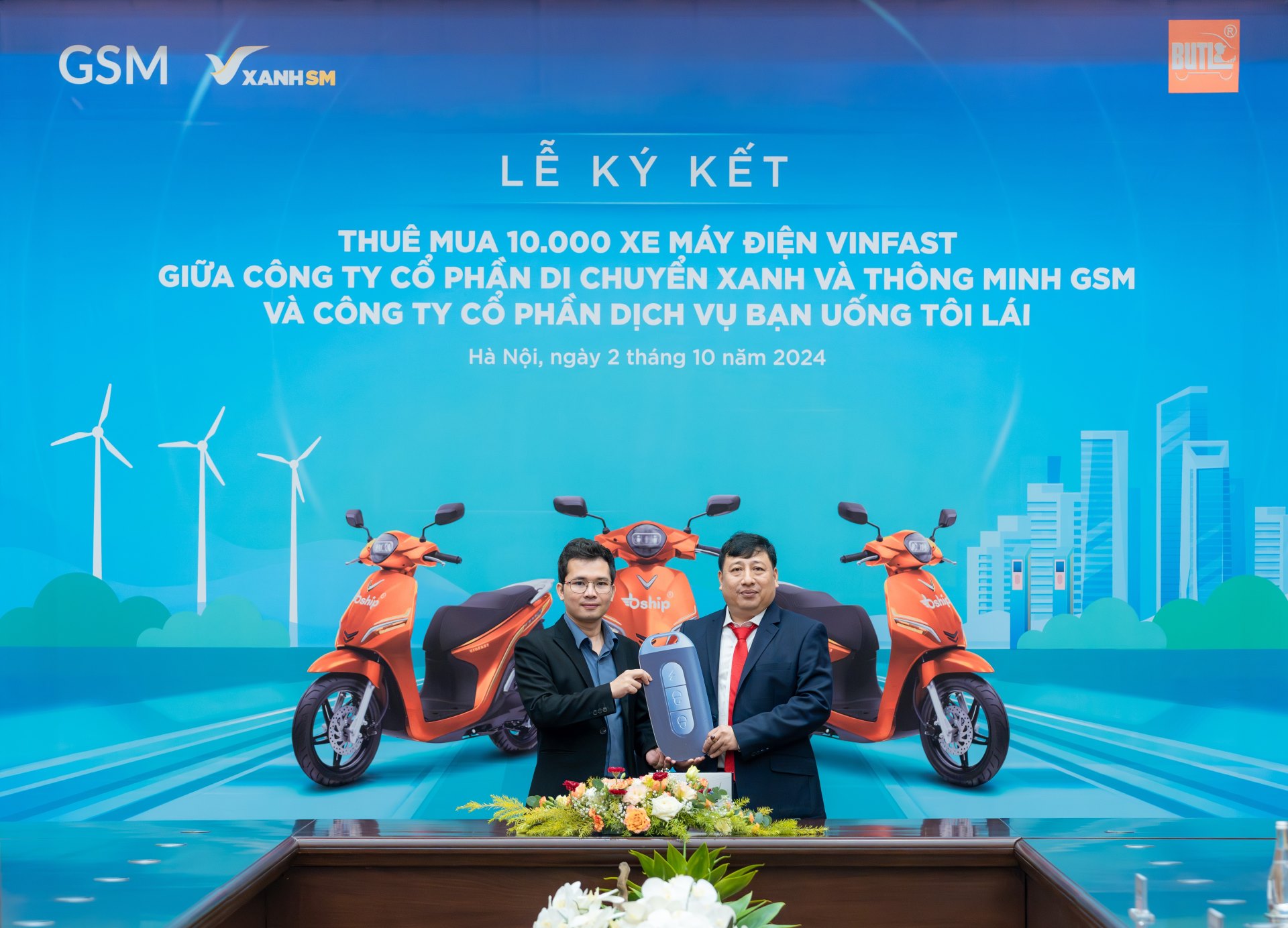 Công ty Bạn Uống Tôi Lái mua và thuê thêm 10.000 xe máy điện VinFast từ GSM - Ảnh 1