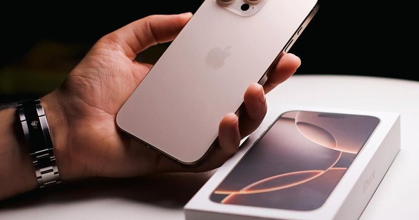 Một phiên bản iPhone 16 đang "cháy hàng" tại Việt Nam bao giờ mới có hàng trở lại?