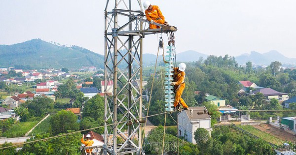 EVN chưa "tiết lộ" doanh thu tăng thêm sau khi tăng giá điện