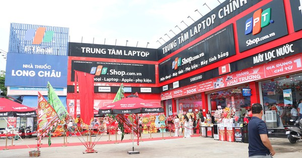 FPT Retail năm thứ 8 đứng trong top 10 công ty bán lẻ uy tín