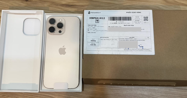 Vụ mua iPhone 16 Pro Max nhận hộp rỗng: Khách hàng đã được Apple đền máy mới sau 6 ngày