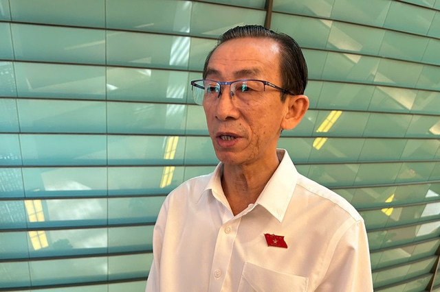 Hàng giá rẻ qua Temu "đổ bộ" Việt Nam, ĐBQH nói "phải hành động" - Ảnh 1