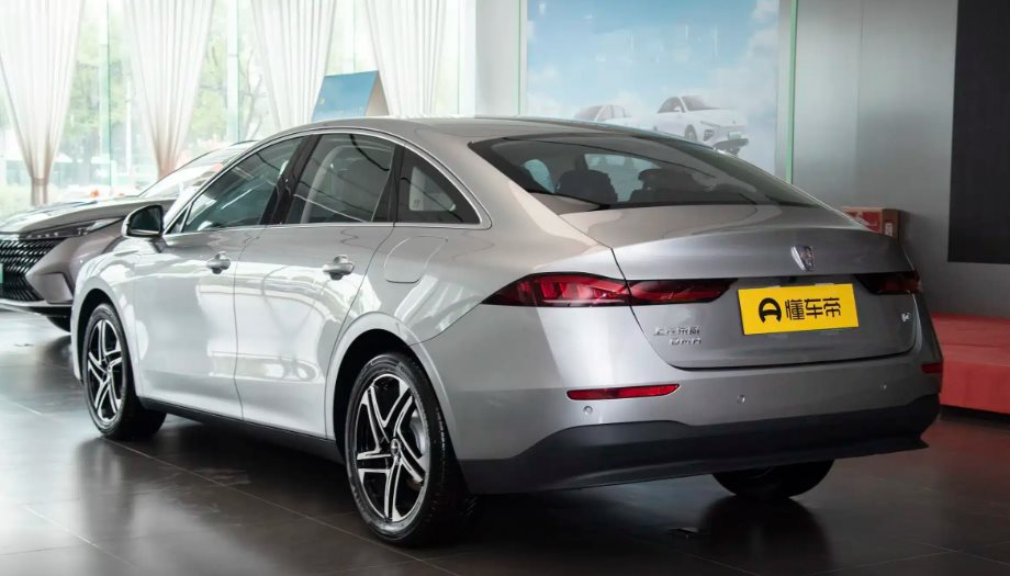 Một mẫu xe hybrid Trung Quốc vừa lập kỷ lục Guinness về phạm vi hoạt động: Đầy bình đi thẳng từ Hà Giang đến Cà Mau, tiêu thụ chỉ 2,49L/100km - Ảnh 3