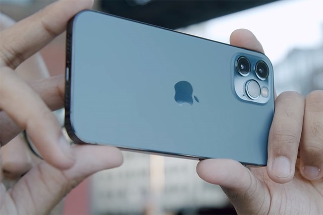 Chỉ còn hơn 10 triệu, đây là mẫu iPhone có 5G rẻ nhất hiện nay: Số lượng máy mới chính hãng cực ít - Ảnh 3