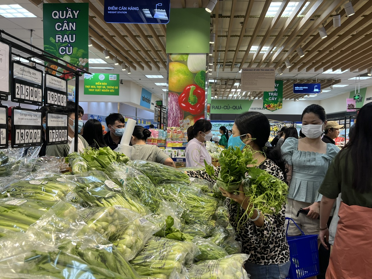 Mối lo bủa vây doanh nghiệp làm hàng Tết - Ảnh 1