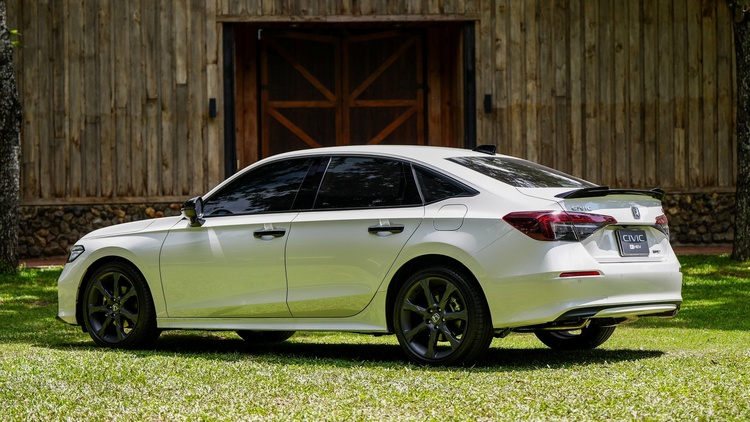 Lô Honda Civic 2024 cập cảng Việt Nam, chờ ra mắt tháng này: Thiết kế mới, có điểm khác bản Thái, thêm hybrid đấu Altis - Ảnh 7