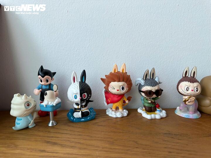 'Túi mù' tung hoành chợ mạng, giới trẻ phát cuồng, chi chục triệu đồng săn mua - Ảnh 4