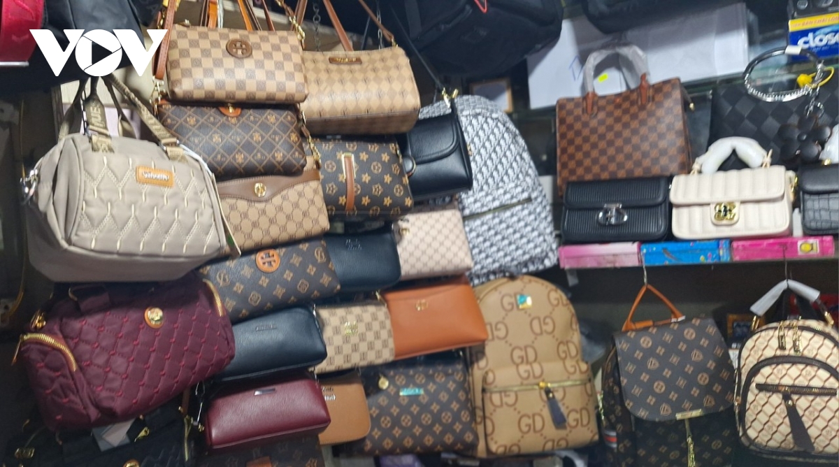 Doanh nghiệp làm gì để cạnh tranh với hàng Trung Quốc giá rẻ? - Ảnh 3