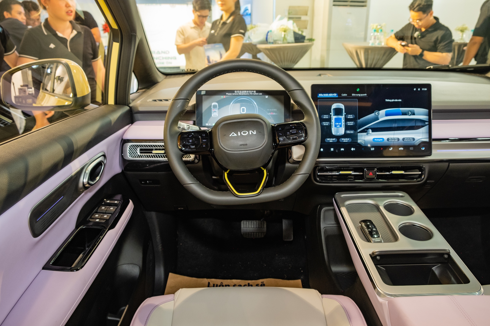 AION ra mắt Việt Nam, tung 2 xe mới: ES giá 788 triệu đồng, Y Plus giá 888 triệu đồng - Ảnh 25