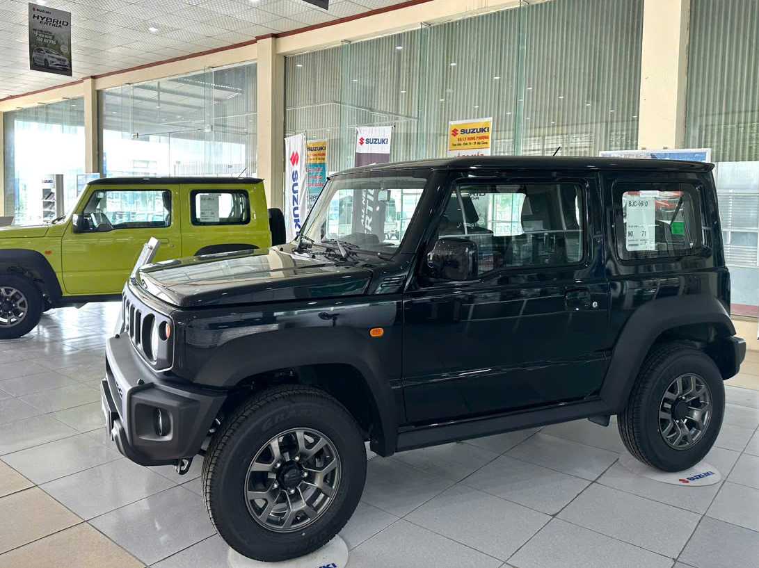 Đại lý giảm giá Suzuki Jimny xuống còn hơn 700 triệu đồng, ngang ngửa Xforce bản ‘full’ - Ảnh 2