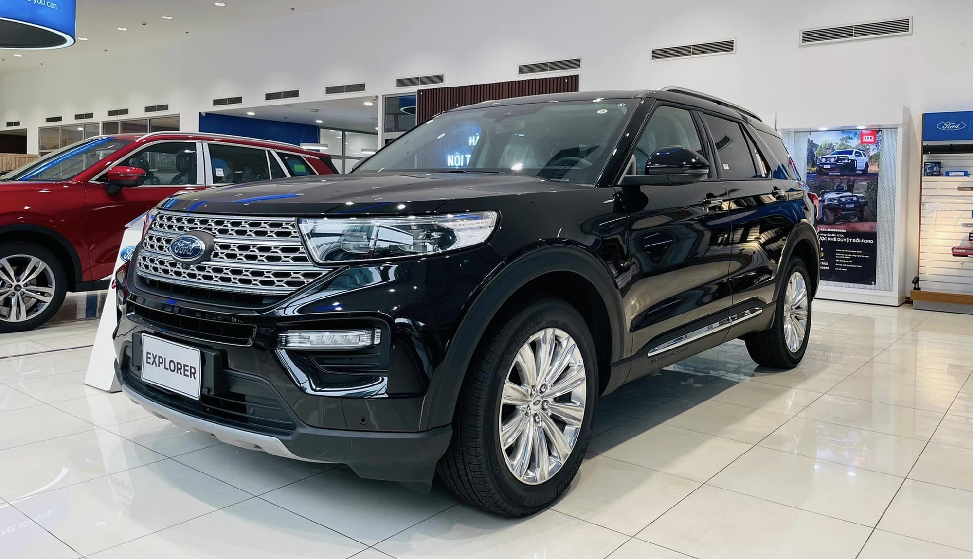 Hàng loạt xe giảm giá cả trăm triệu: Đều là xe nhập khẩu, nhiều mẫu doanh số không cao, có mẫu giảm tới nửa tỉ - Ảnh 8