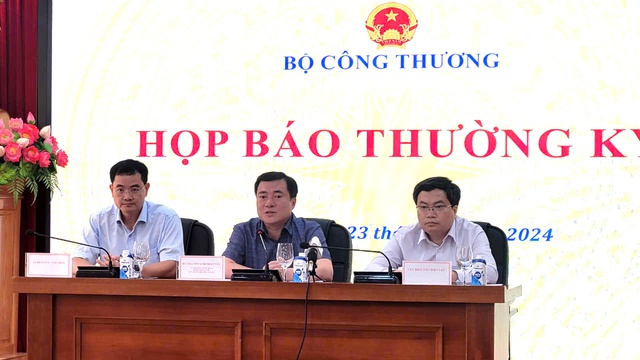 Thứ trưởng Bộ Công Thương: "Tôi cũng giật mình vì giá hàng hóa trên Temu" - Ảnh 1