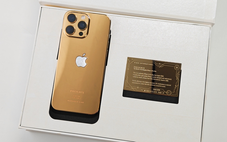 Cận cảnh iPhone 16 Pro Max mạ vàng 24K: Giới hạn 200 chiếc trên toàn cầu, giá gần 100 triệu đồng - Ảnh 1