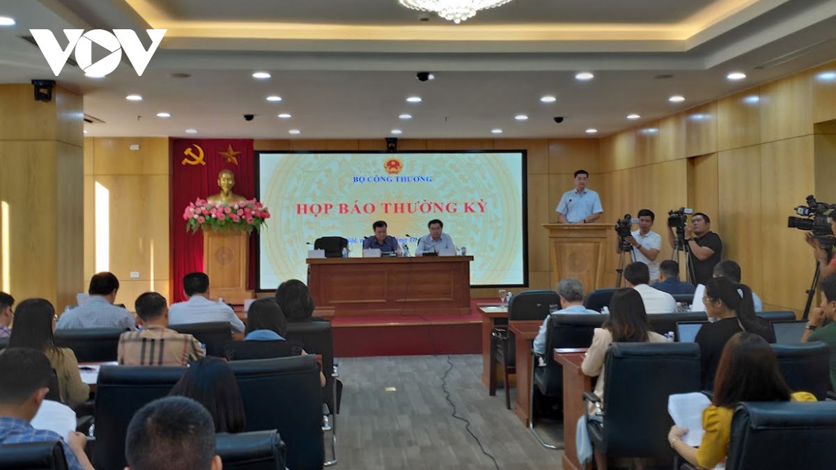 Chậm nhất tháng 11/2024 sẽ có kết quả điều tra sơ bộ thép cán nóng nhập khẩu - Ảnh 1