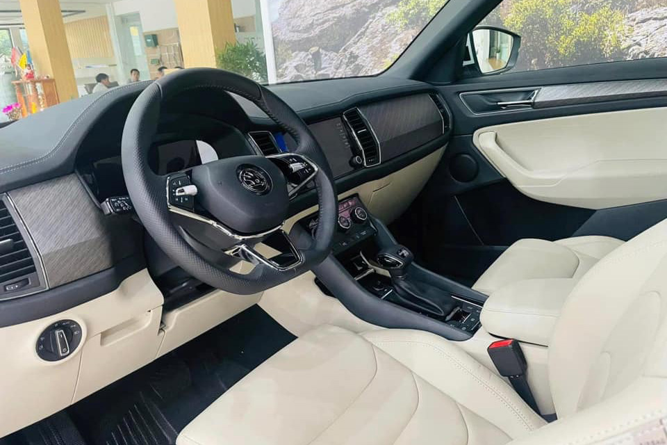 Cặp đôi Skoda giảm giá mạnh tại đại lý: Karoq còn 855 triệu tiệm cận Seltos, Kodiaq còn hơn 1 tỷ ngang khởi điểm Santa Fe - Ảnh 5