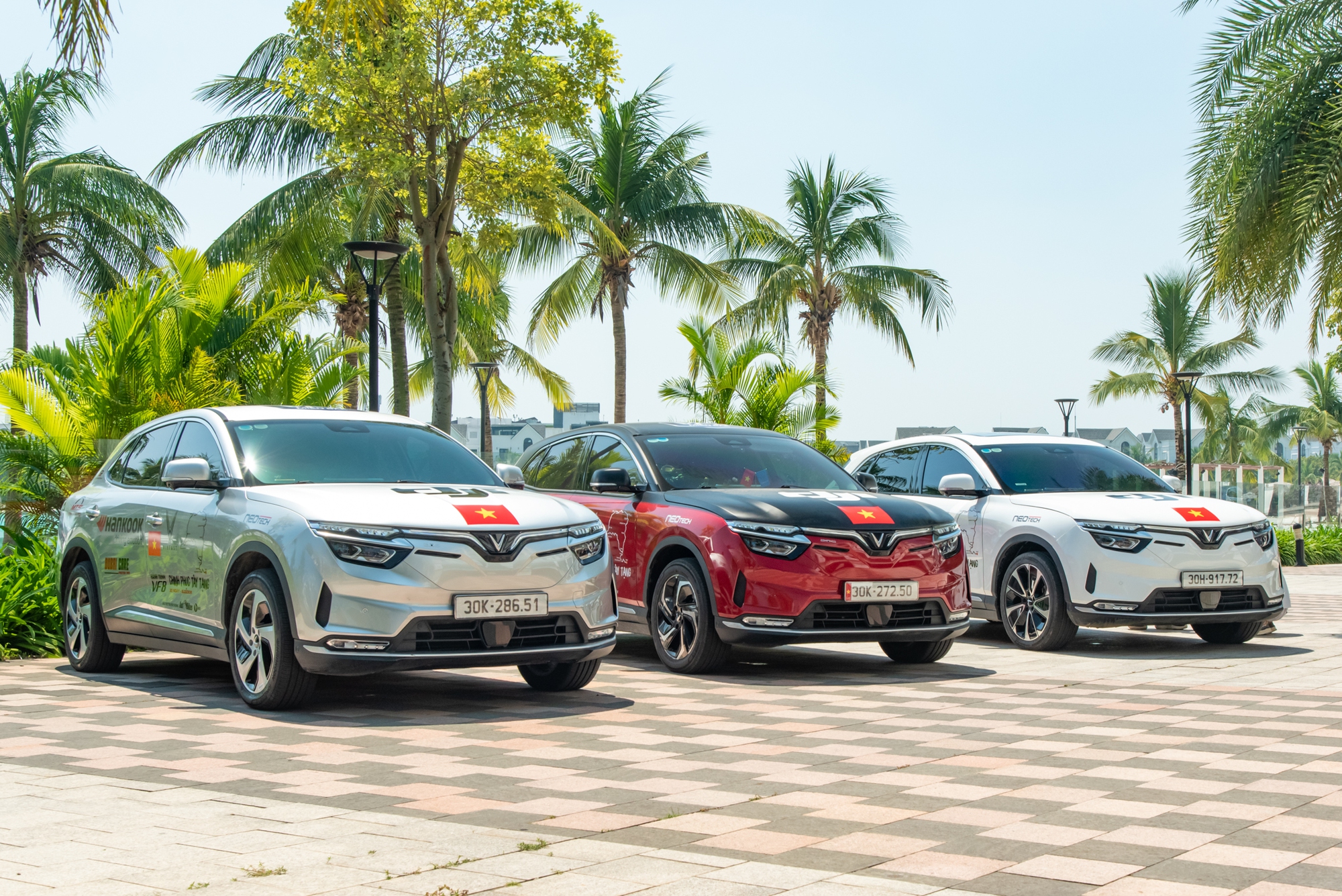 Đoàn VinFast VF 8 chinh phục Tây Tạng, vượt khó khăn từ núi cao 4.500m đến âm hàng chục độ C, ai cũng hỏi sạc thế nào và đây là câu trả lời - Ảnh 2