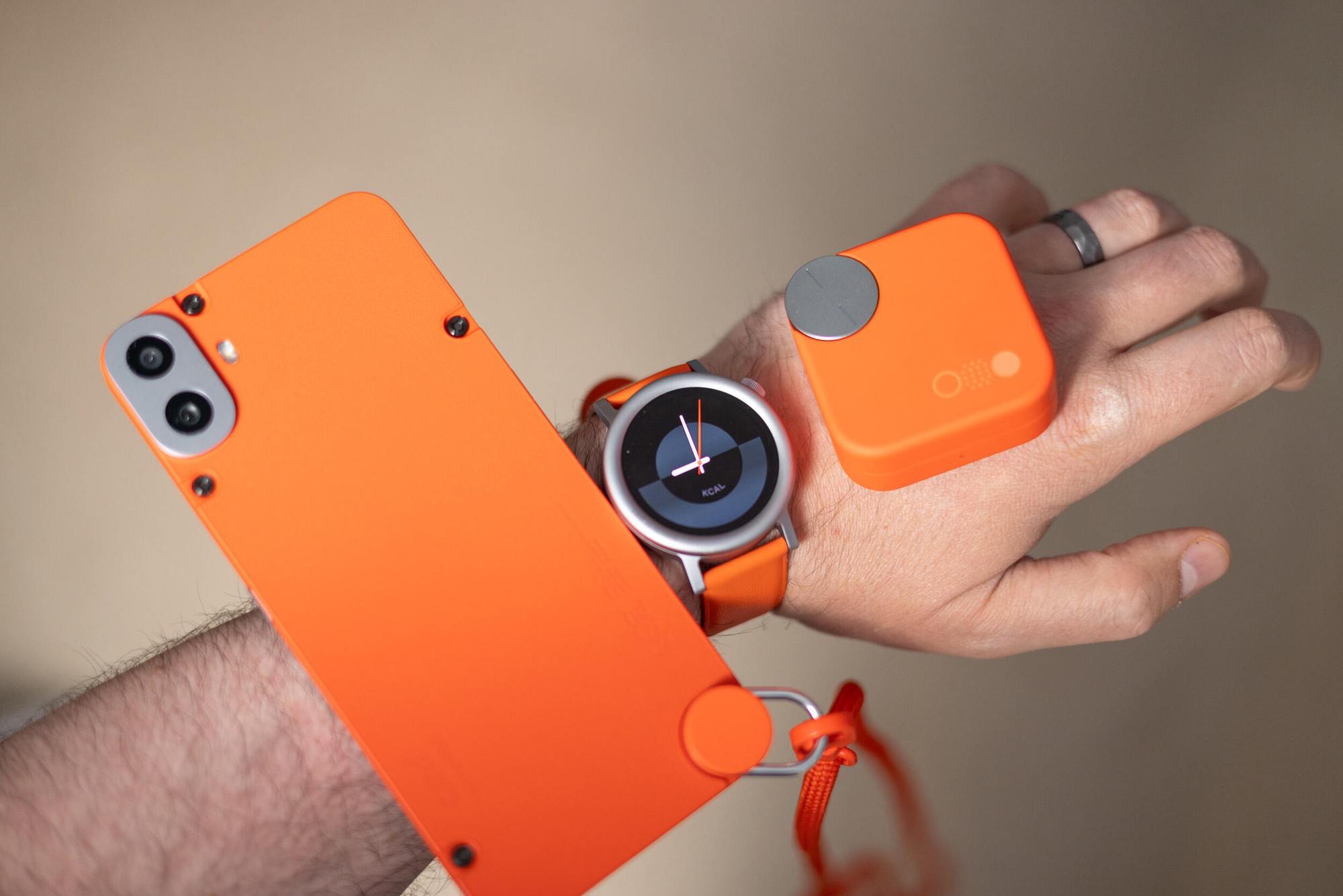 Samsung, Xiaomi, OPPO có đối thủ mới: Nothing Phone sắp bán chính hãng tại Việt Nam, giá chỉ từ hơn 6 triệu đồng - Ảnh 8